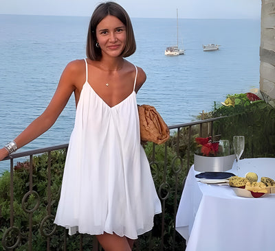 Mio™ | Elegante mini-jurk met blootgestelde rug