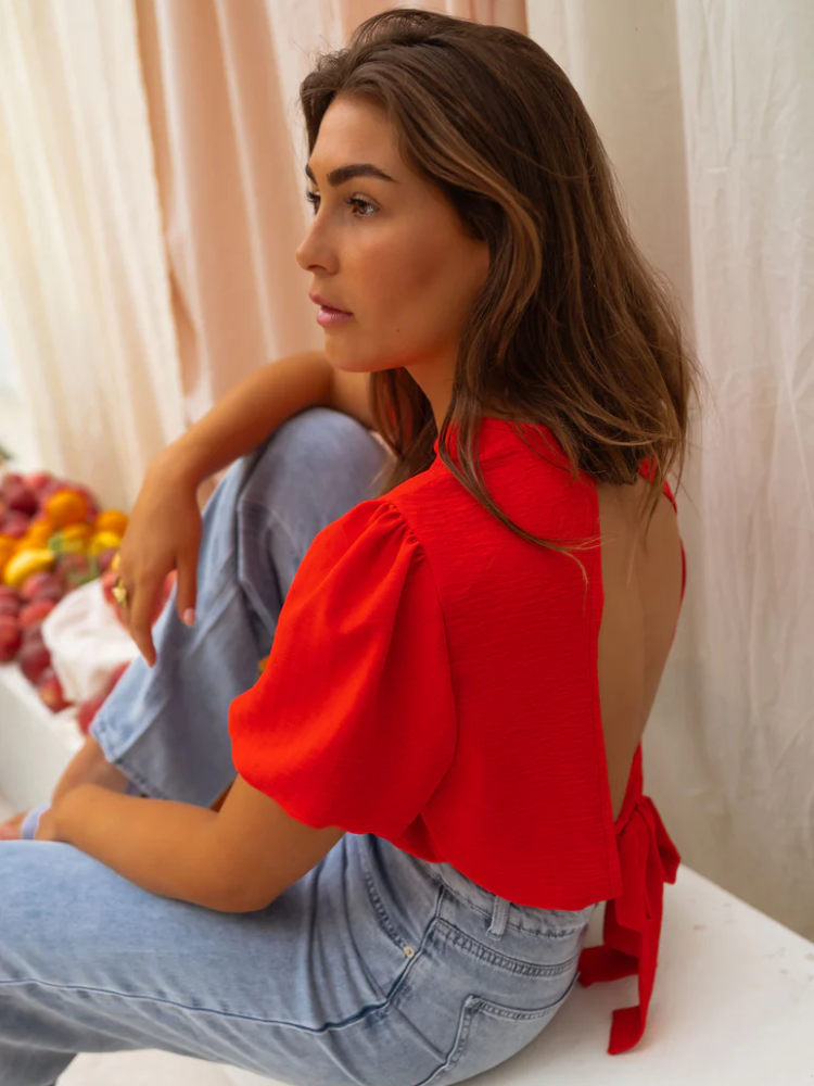 LORENA™ | DE GECROPPED BLOUSE